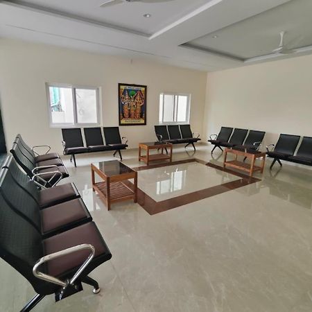 Sri Abirami Mahal Hotel Tiruvannāmalai Екстериор снимка
