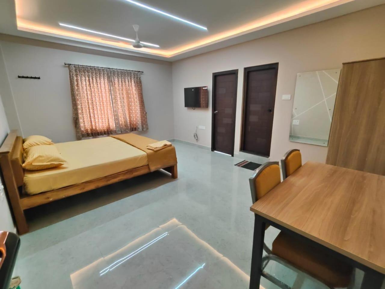 Sri Abirami Mahal Hotel Tiruvannāmalai Екстериор снимка
